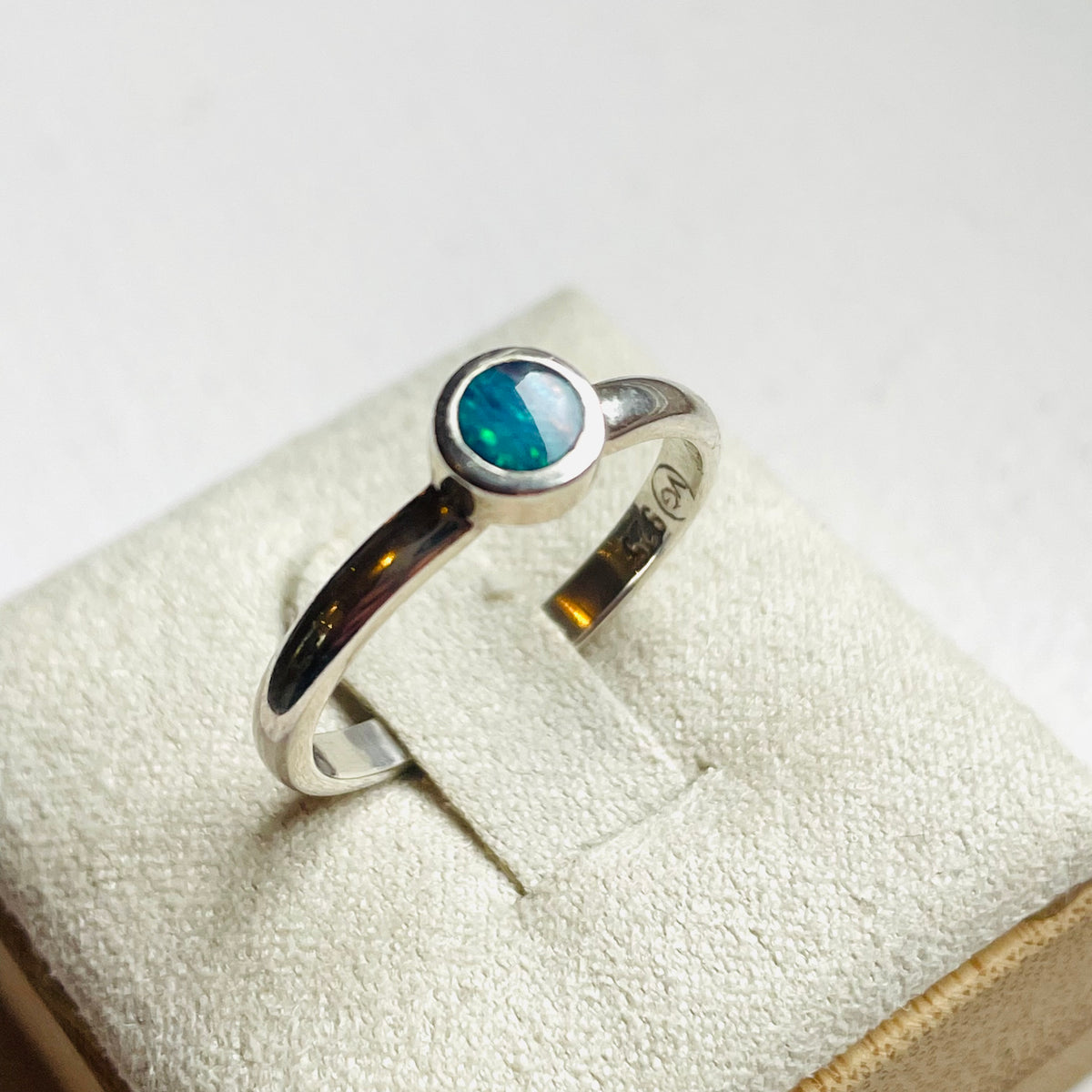 Blue Opal Small Round Ring - US 6.5