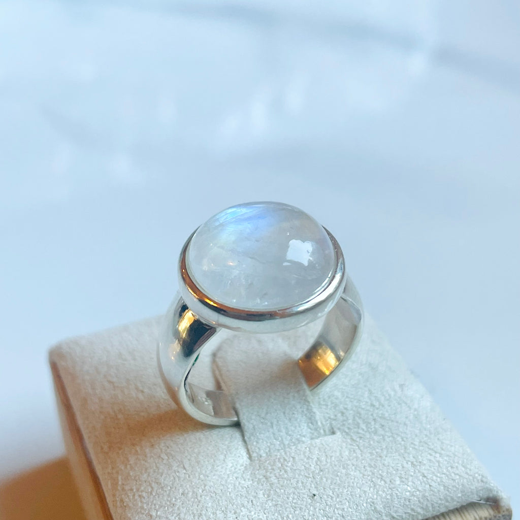 Rainbow Moonstone Medium Round Ring - US 7