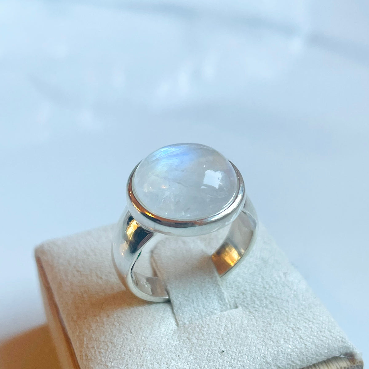 Rainbow Moonstone Medium Round Ring - US 7