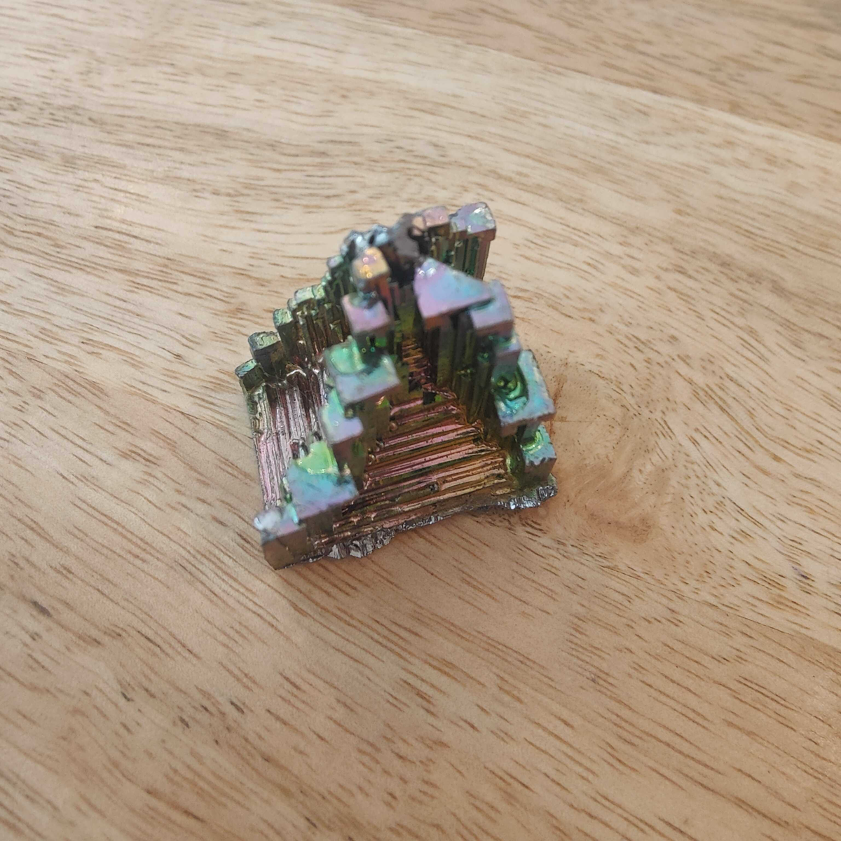 Bismuth Freeform Cluster